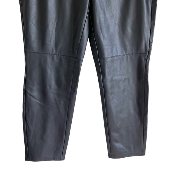Cato Black Faux Leather Pull On‎ Tapered Ankle Pants Stretchy Fall Sz L NWT - Picture 6 of 14